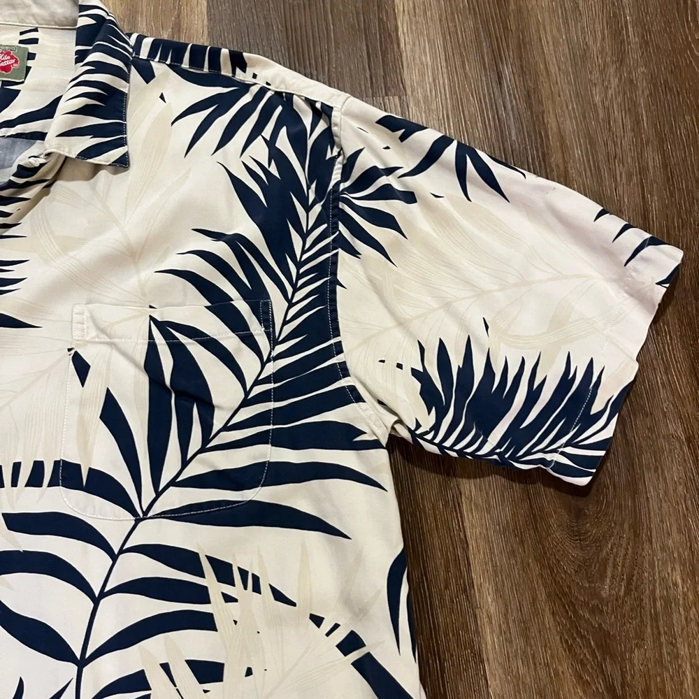 Hilo Hattie Silk Hawaiian Shirt Blue Palm Leaf Aloha Camp Collar Medium - Picture 4 of 12